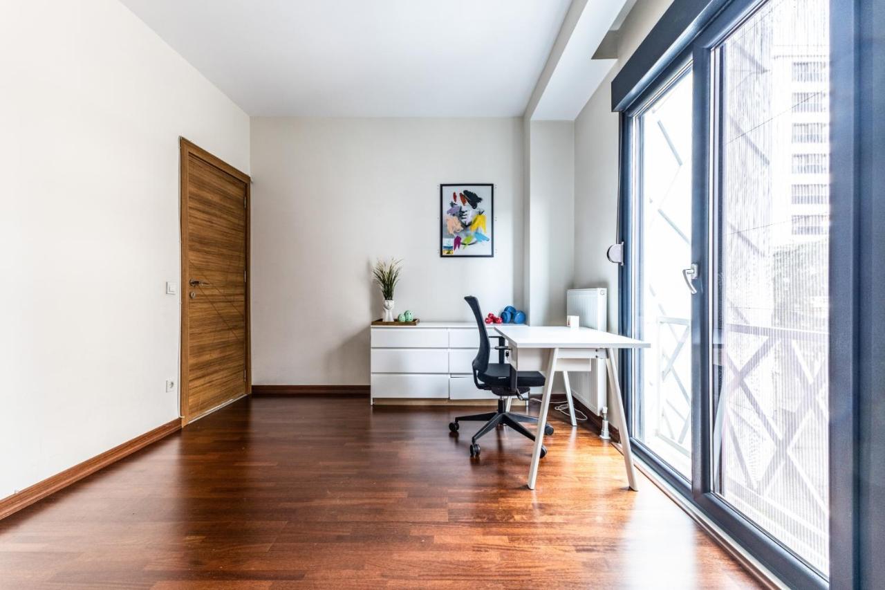 Spacious Flat Near Bagdat Avenue In Suadiye Leilighet Istanbul Eksteriør bilde